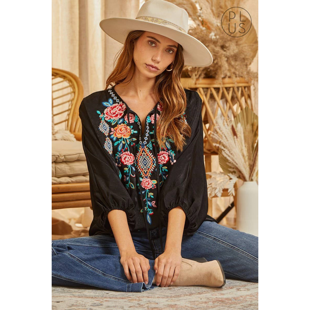Alyssa Floral Embroidered Peasant Top - Rhapsody and Renascence